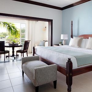 Grand Oceanfront King Suite
